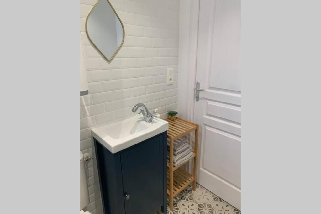 Le Travel, Studio Cosy Aux Pieds De La Gare Rennes Kültér fotó